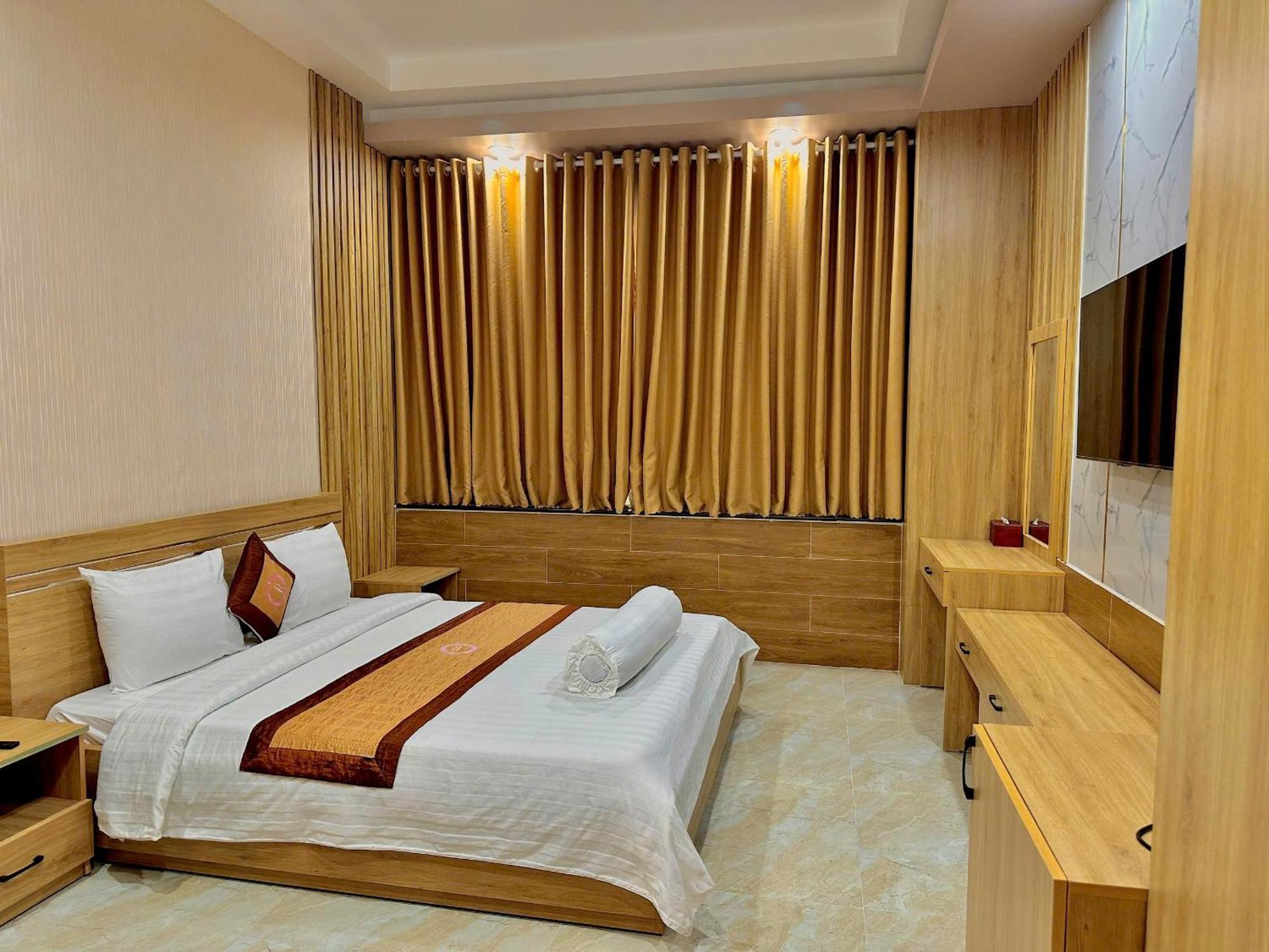 Phuc Hung 2 Hotel Rach Gia Exterior photo