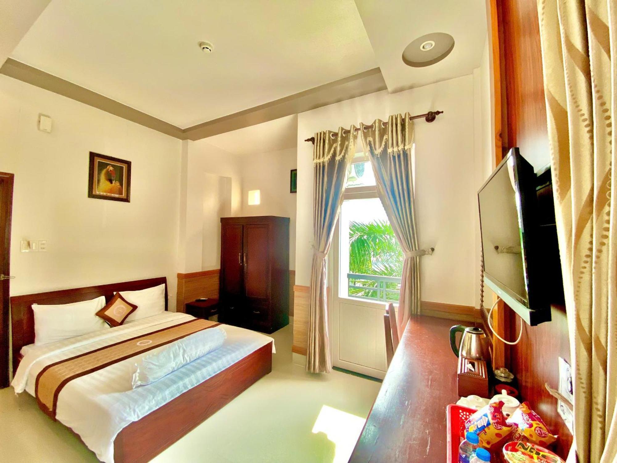 Phuc Hung 2 Hotel Rach Gia Exterior photo